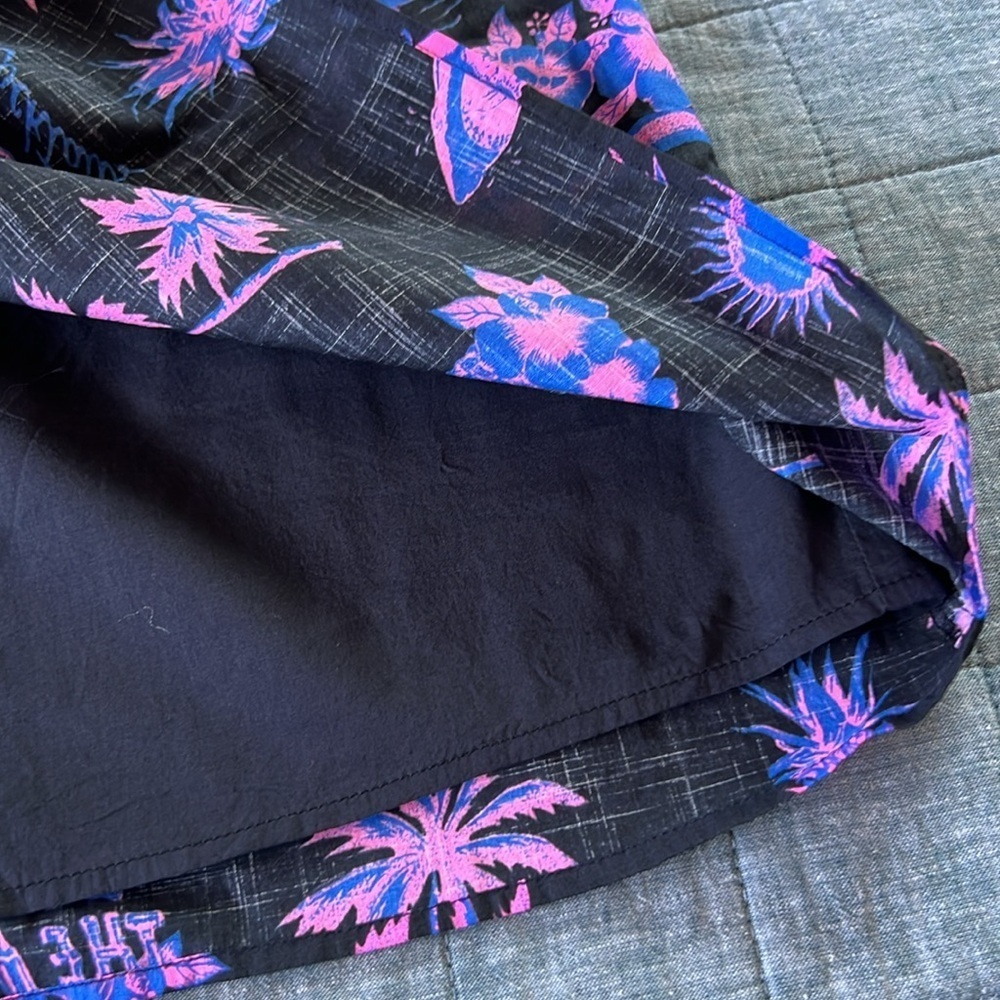 COLLUSION Tropical Hawaiian Luau Print Neon Black Skirt | 12 - Picture 4 of 10